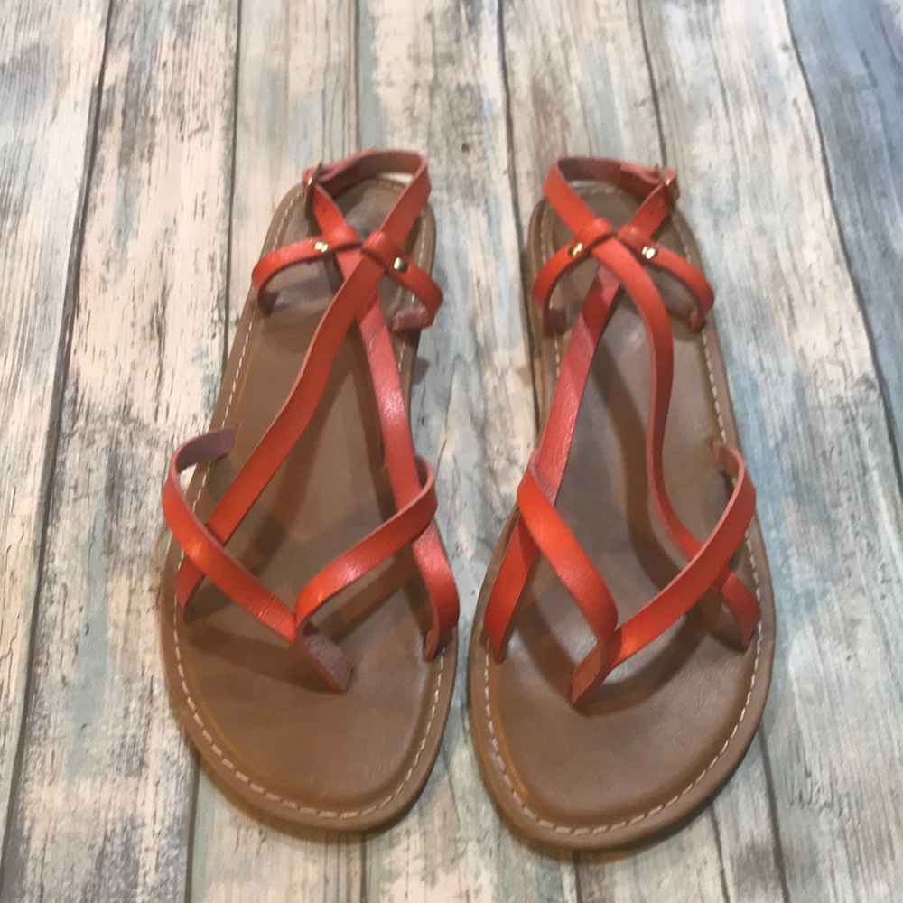 So brand sandal